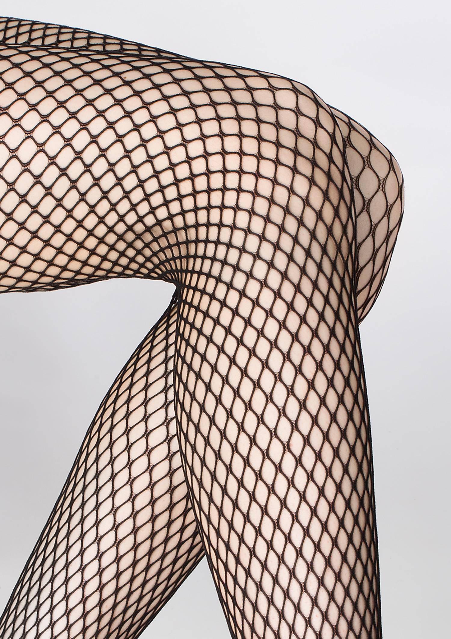 Fishnet leggings outlet tumblr