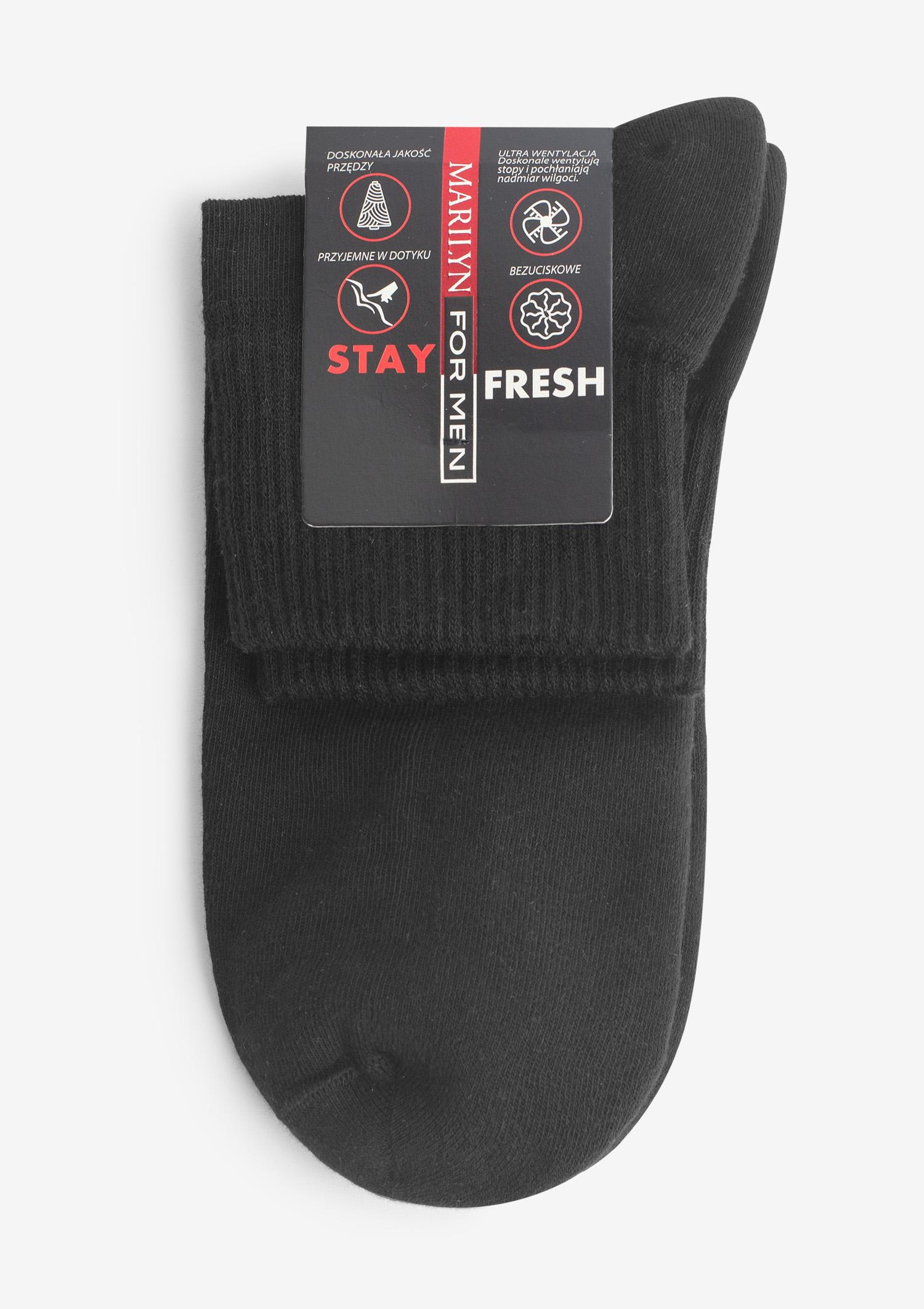 Męskie czarne bawełniane skarpetki bezuciskowe z płaskim szwem - Stay fresh