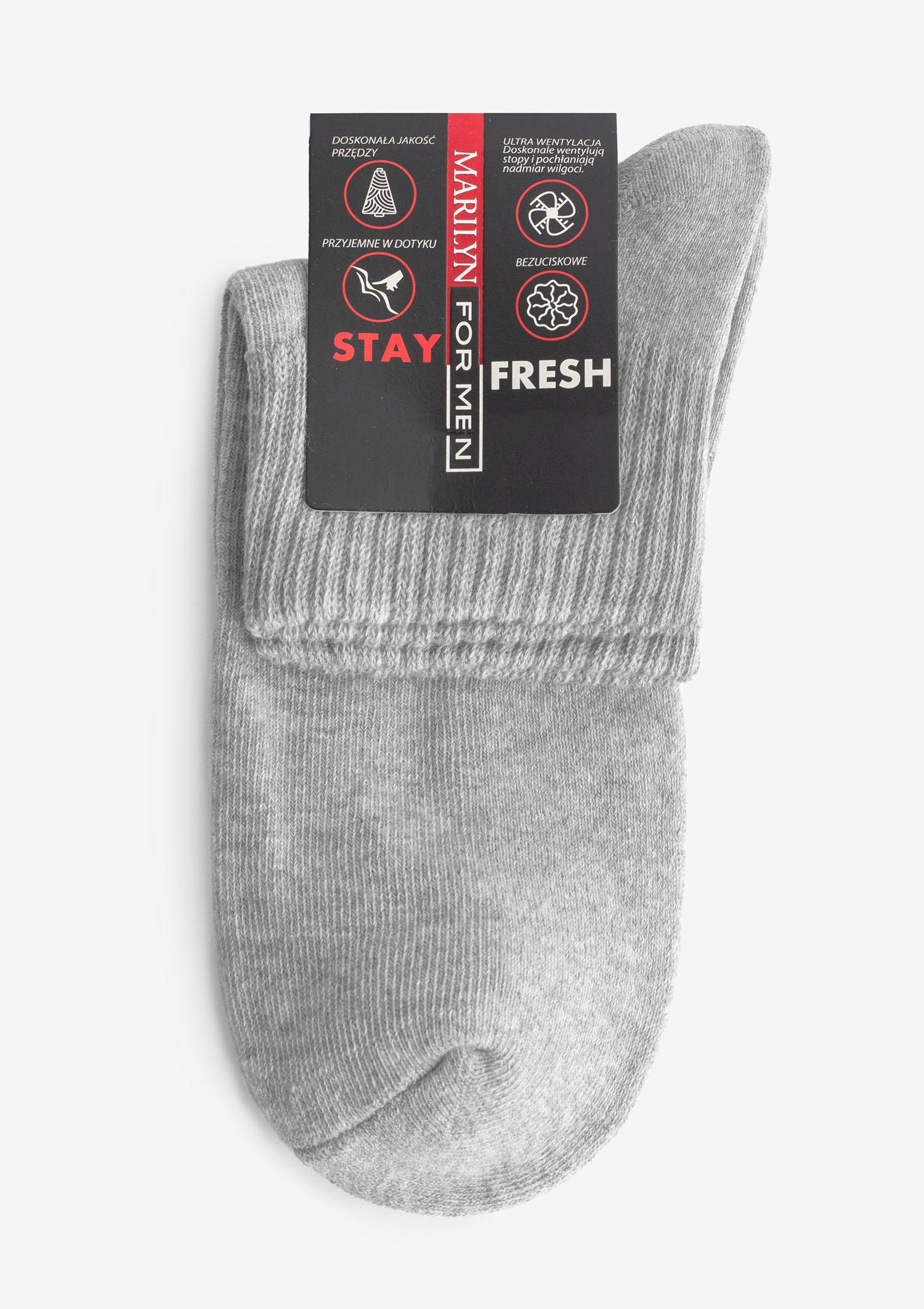 Męskie jasnoszare bawełniane skarpetki bezuciskowe z płaskim szwem - Stay fresh