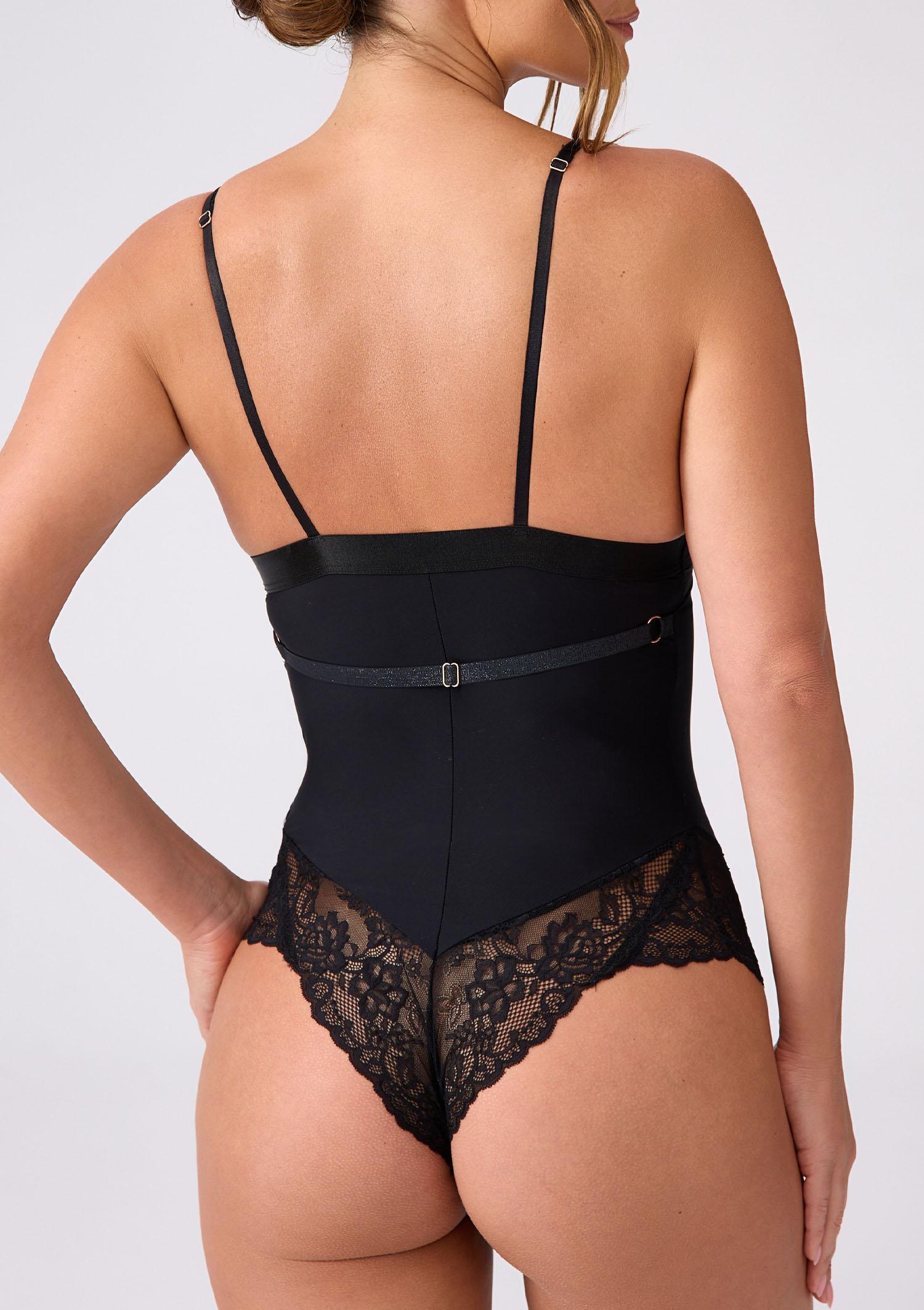 Body z delkatnej mikrofibry, koronki i tiulu z linii HOT - Fantasy Dream, black