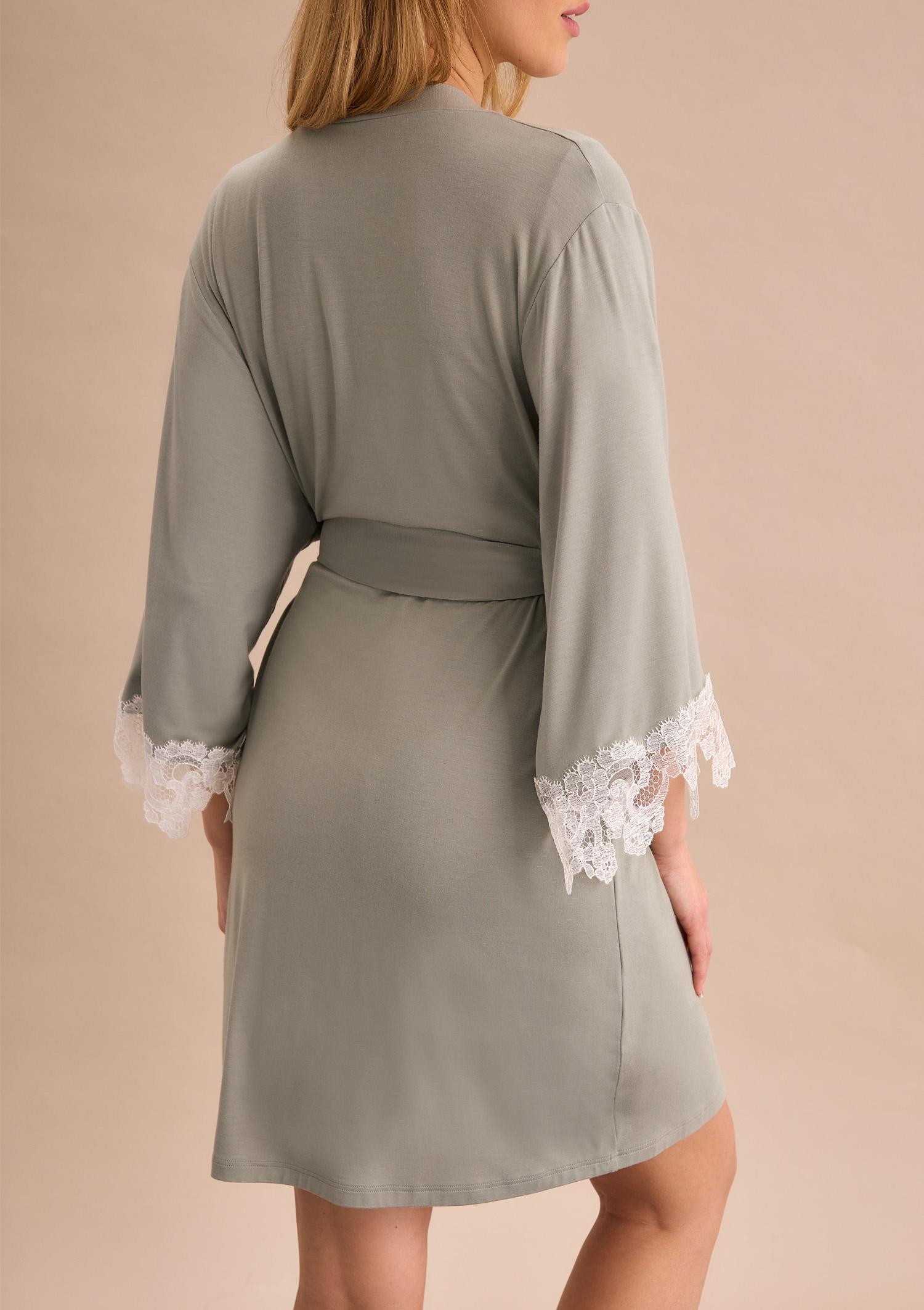 Peniuar z dzianiny bambusowej z gipiurą - Sage, sage